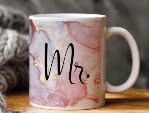 AMGHUB Mr & Mrs Ceramic Couple Mug Set | 330ml Each | Pack of 2 | Romantic Gift for Valentine’s Day & Anniversary